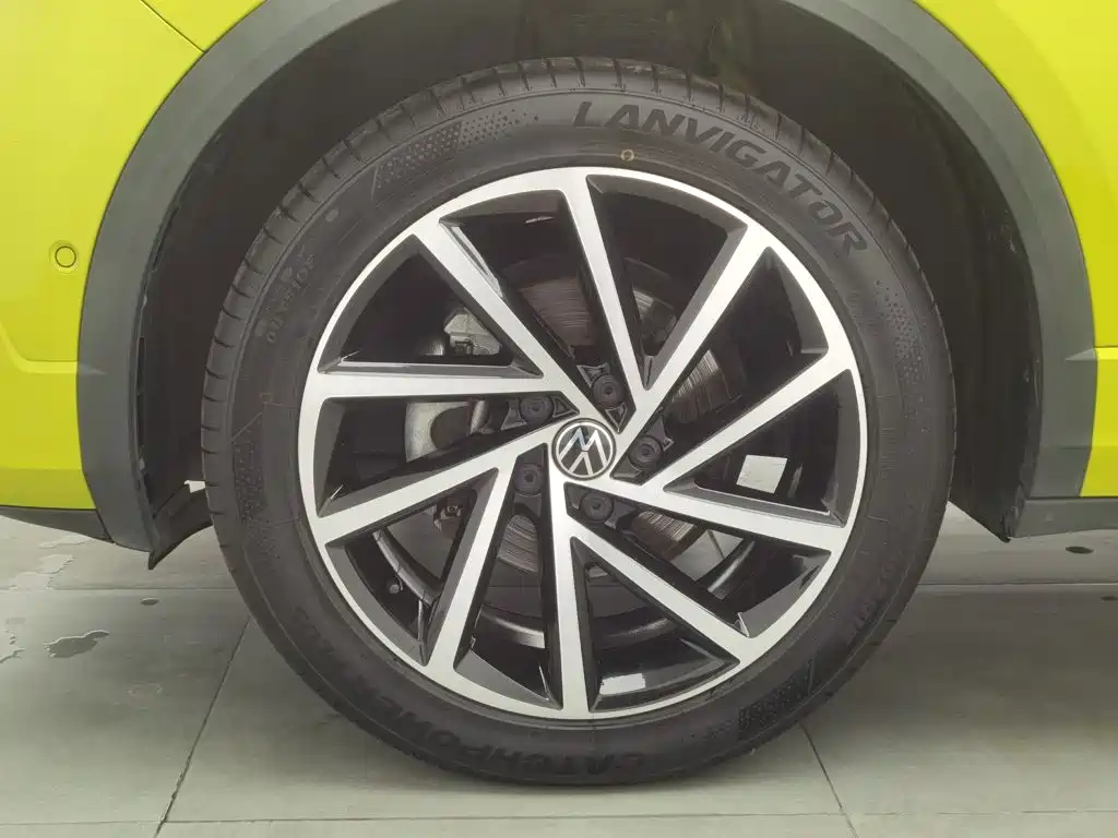 Volkswagen T-Roc — миниатюра 17