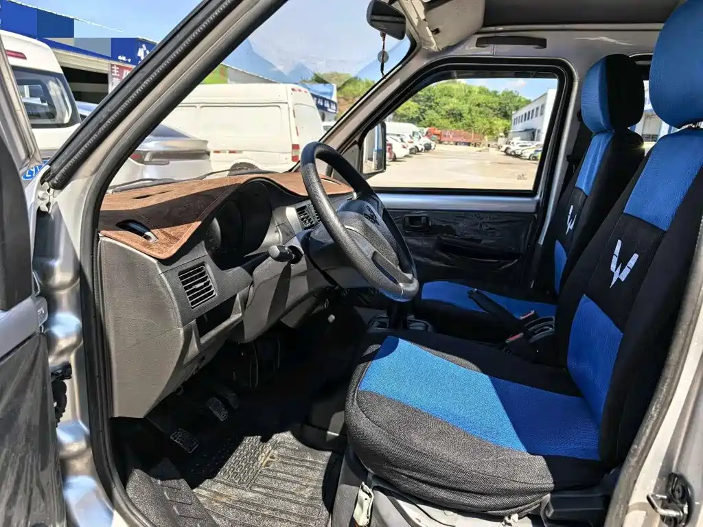 Wuling Rongguang Mini Truck — миниатюра 6