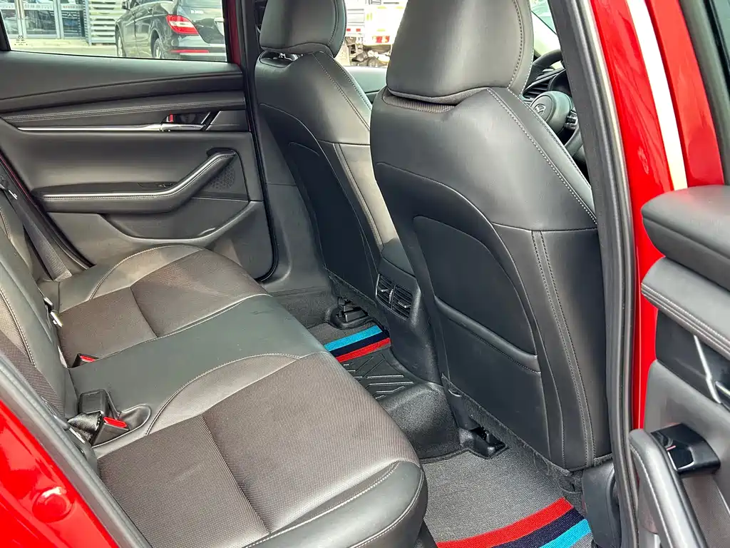 Mazda 3 Axela — миниатюра 16