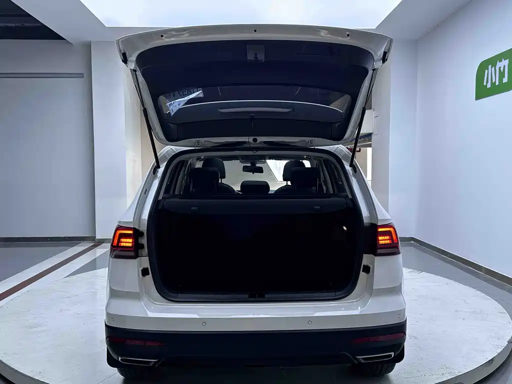 Volkswagen Tharu — миниатюра 20