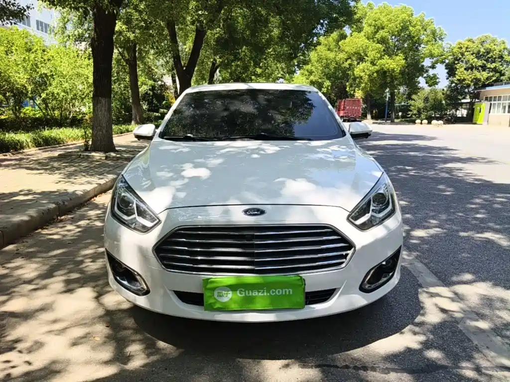 Ford Escort — миниатюра 3