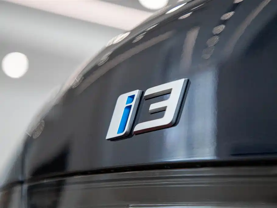 BMW i3 — миниатюра 11
