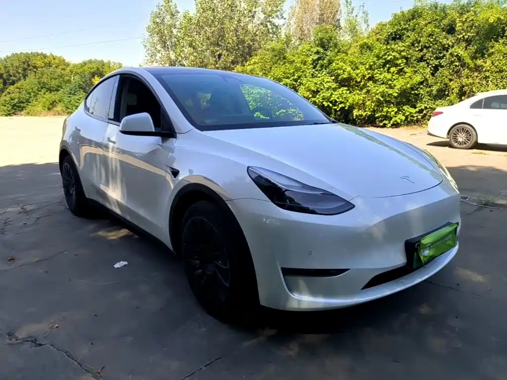Tesla Model Y — фотографии объявления, Фото 4
