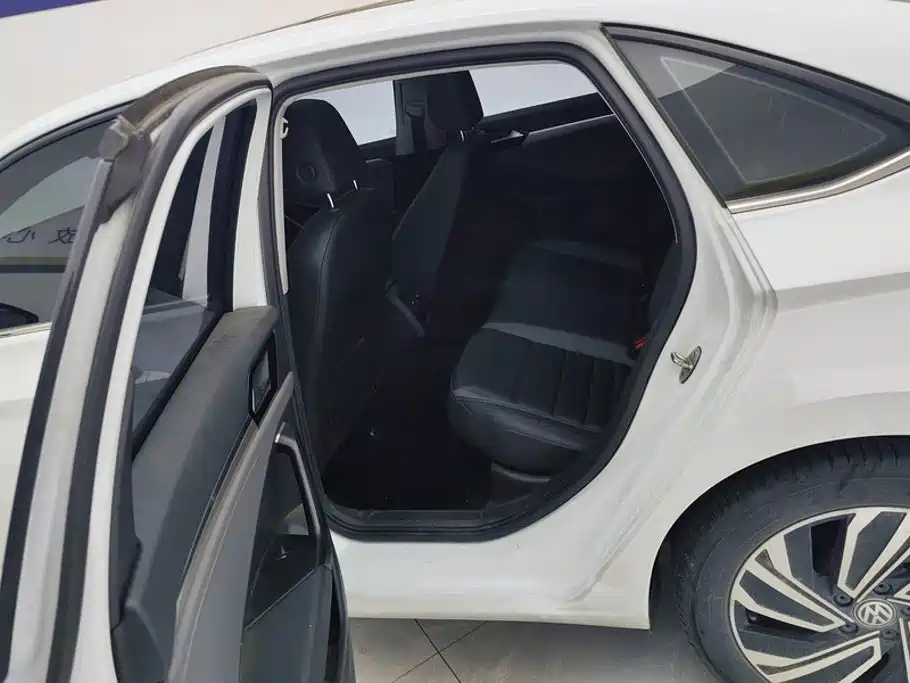 Volkswagen Sagitar — миниатюра 11