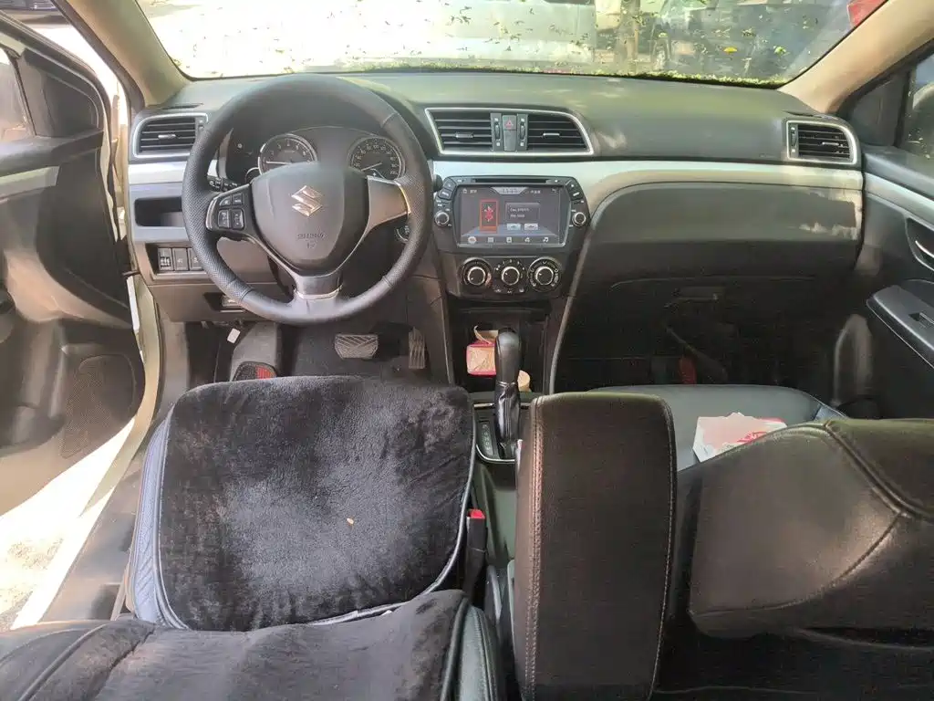 Suzuki Alivio — миниатюра 6