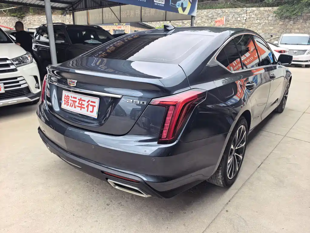 Cadillac CT5 — миниатюра 7