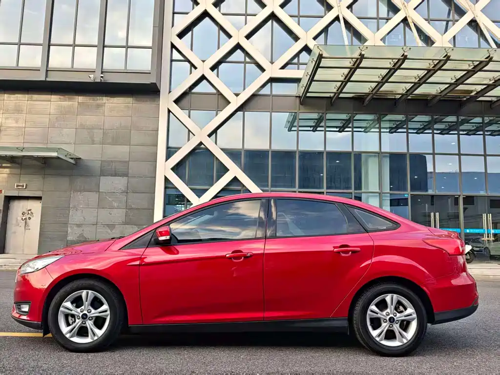 Ford Focus — миниатюра 4