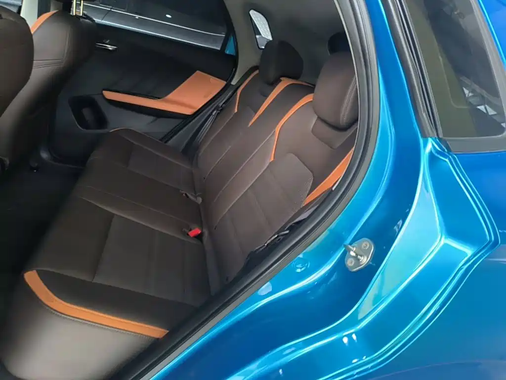 BYD e2 — миниатюра 17