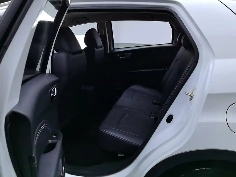 Geely Vision X3 — миниатюра 11