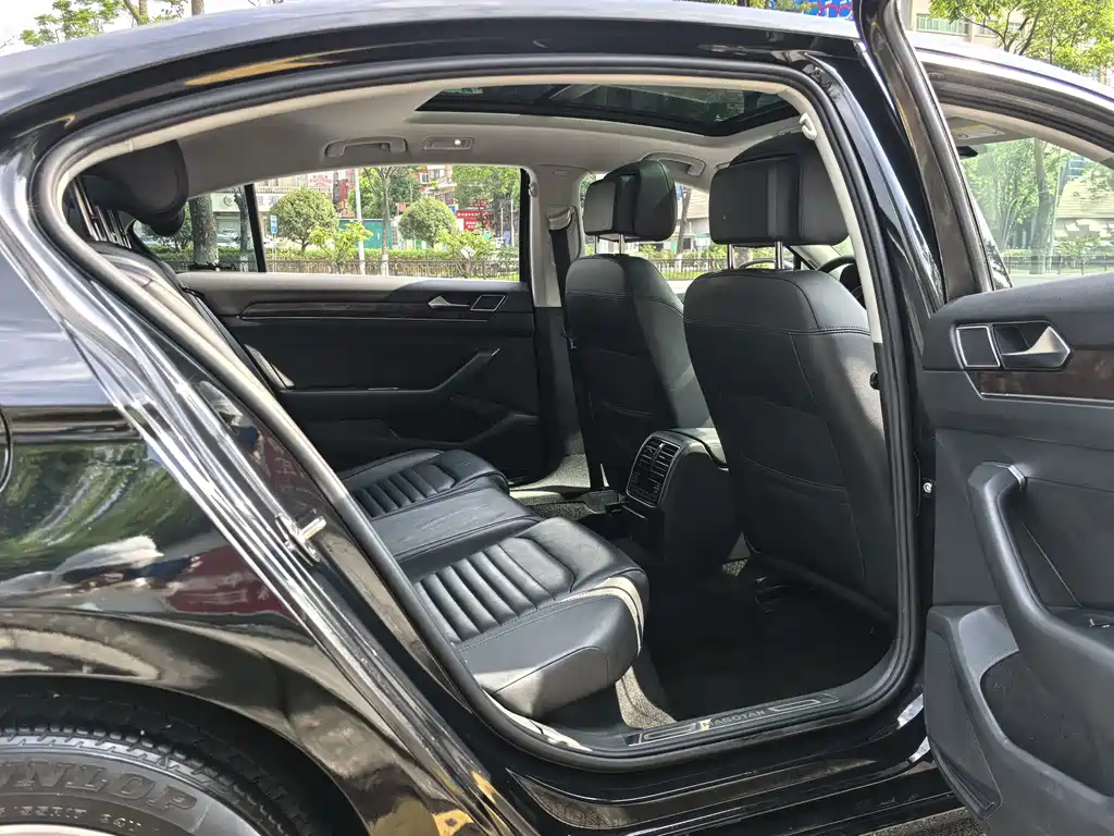 Volkswagen Magotan — миниатюра 5