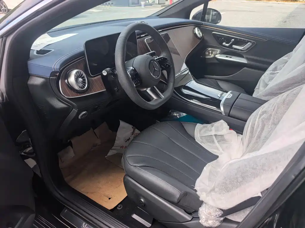 Mercedes-Benz EQE — миниатюра 7