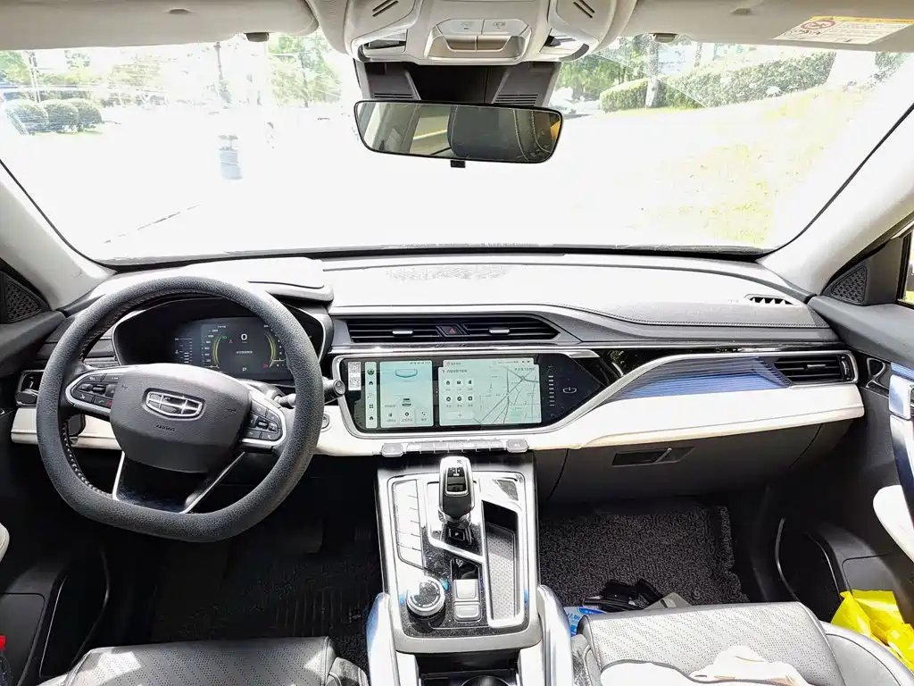 Geely Boyue — миниатюра 10
