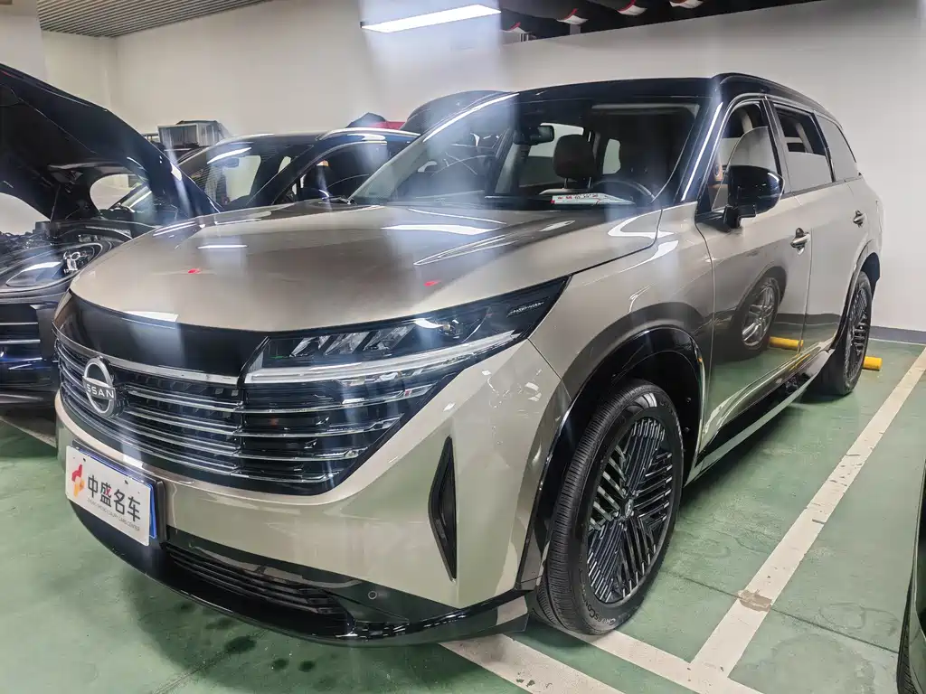 Nissan Teramont