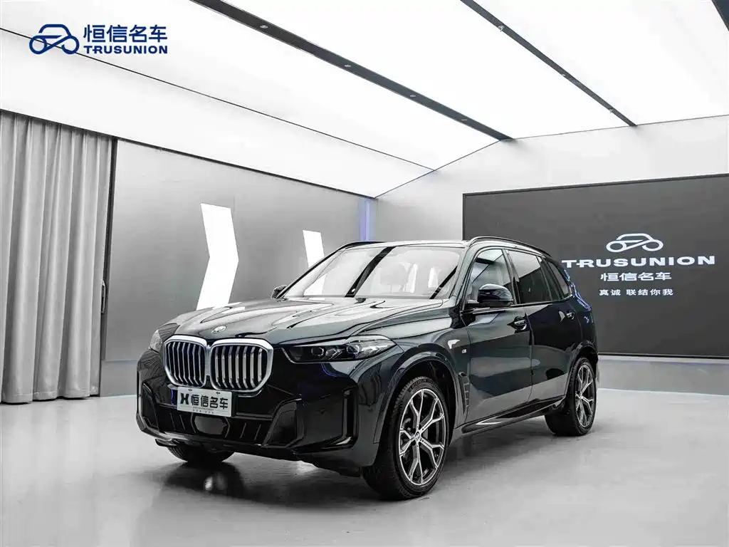 BMW X5 2023 xDrive 30Li Premium M Sport