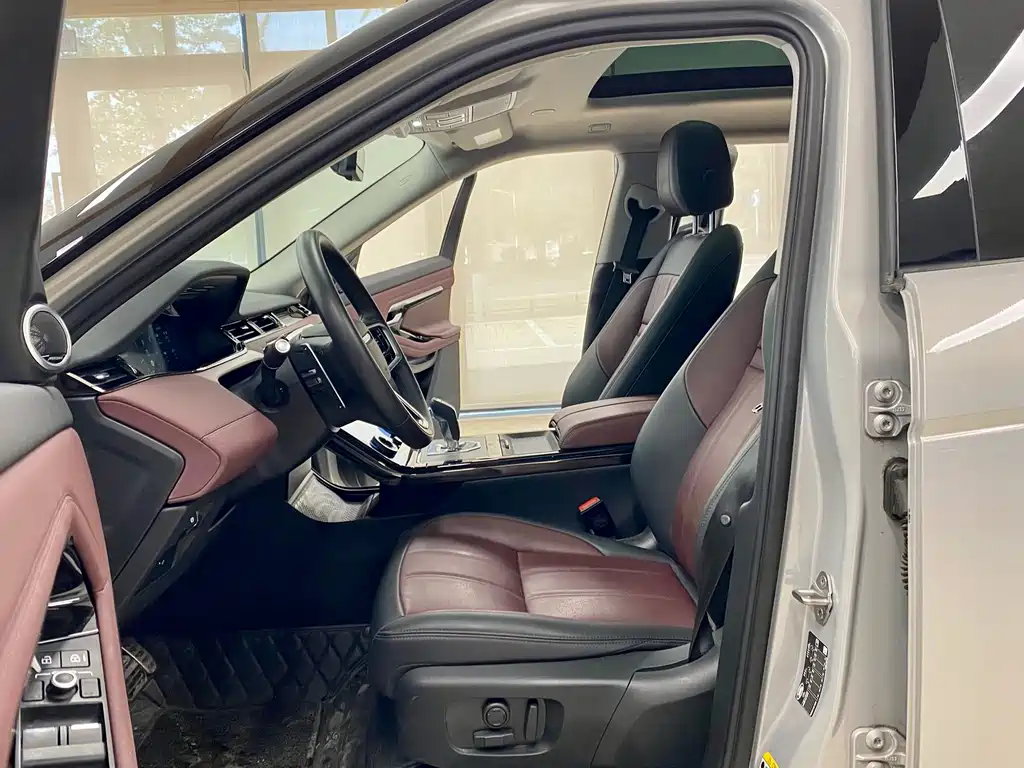 LAND ROVER RANGE ROVER AURORA