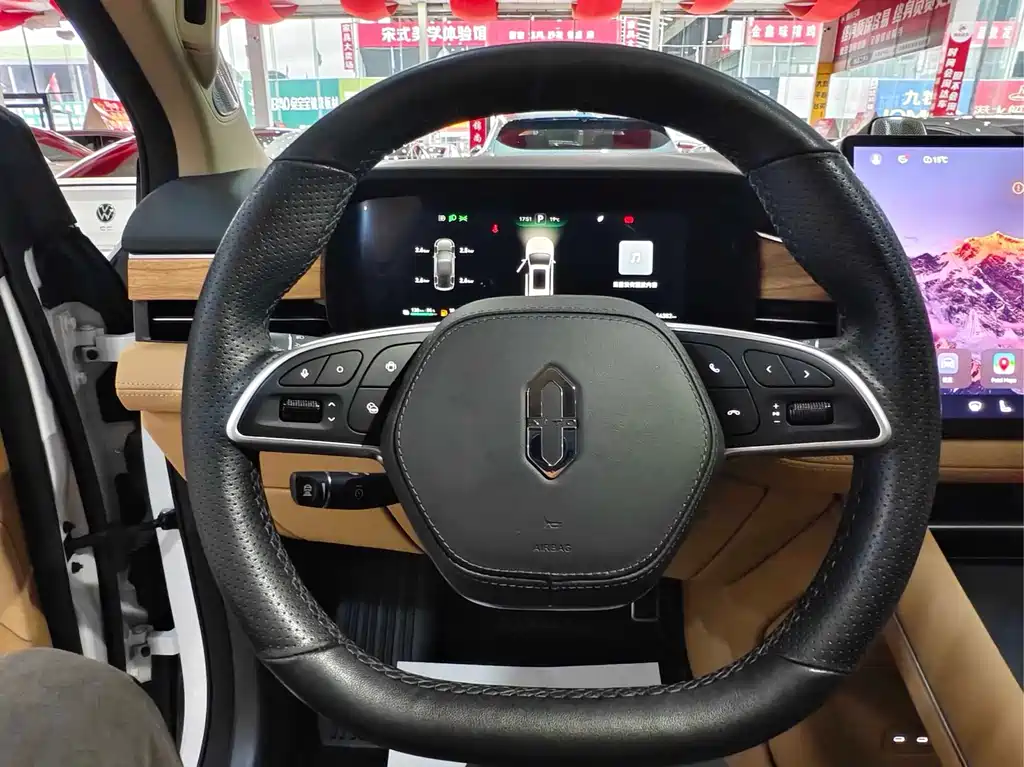 AITO Wenjie AITO M7 — миниатюра 10