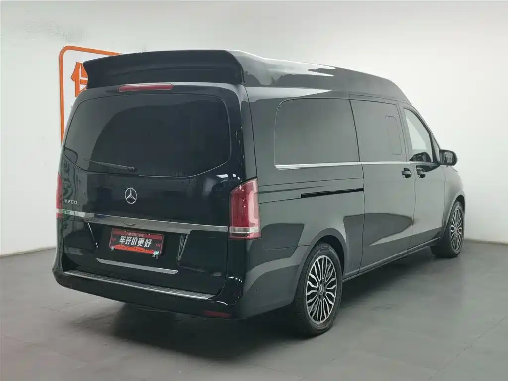 MERCEDES-BENZ V CLASS