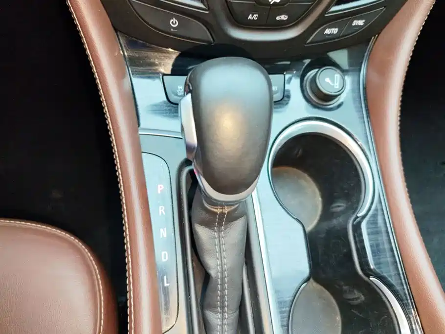 Buick Envision Plus — миниатюра 16
