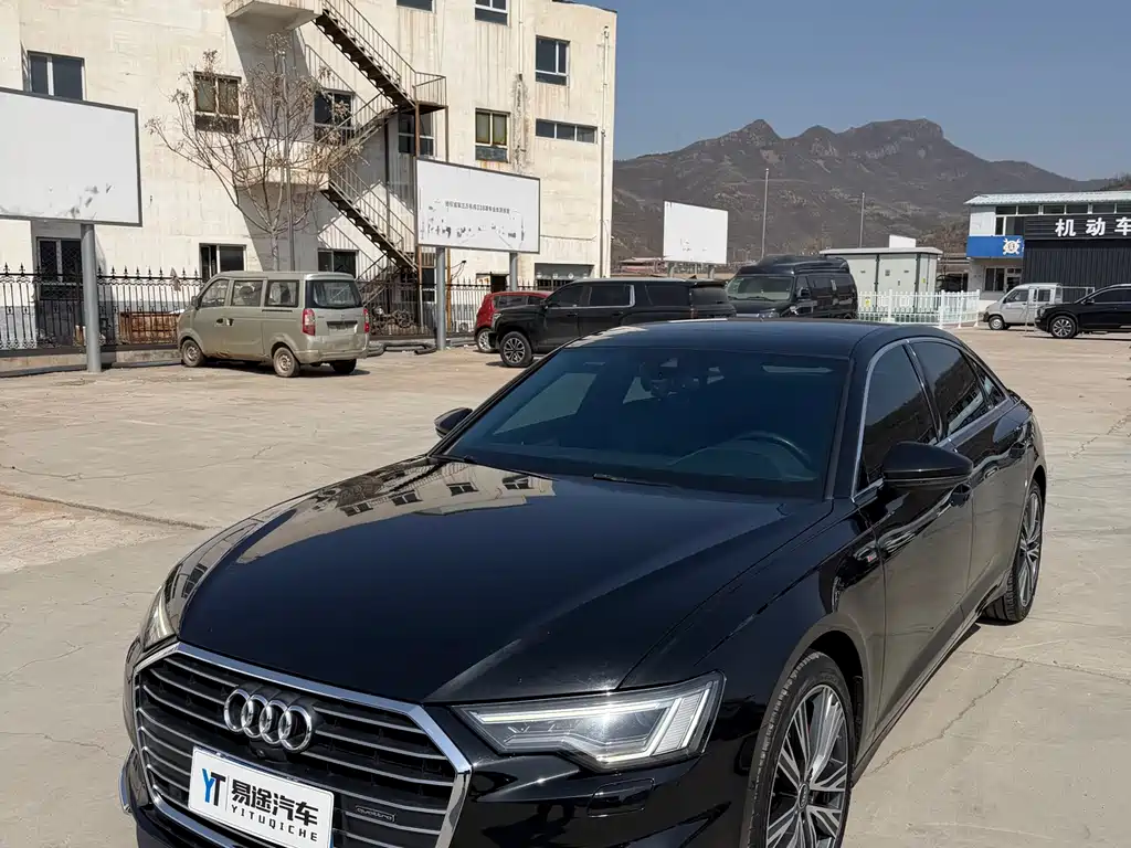Audi A6L 2022