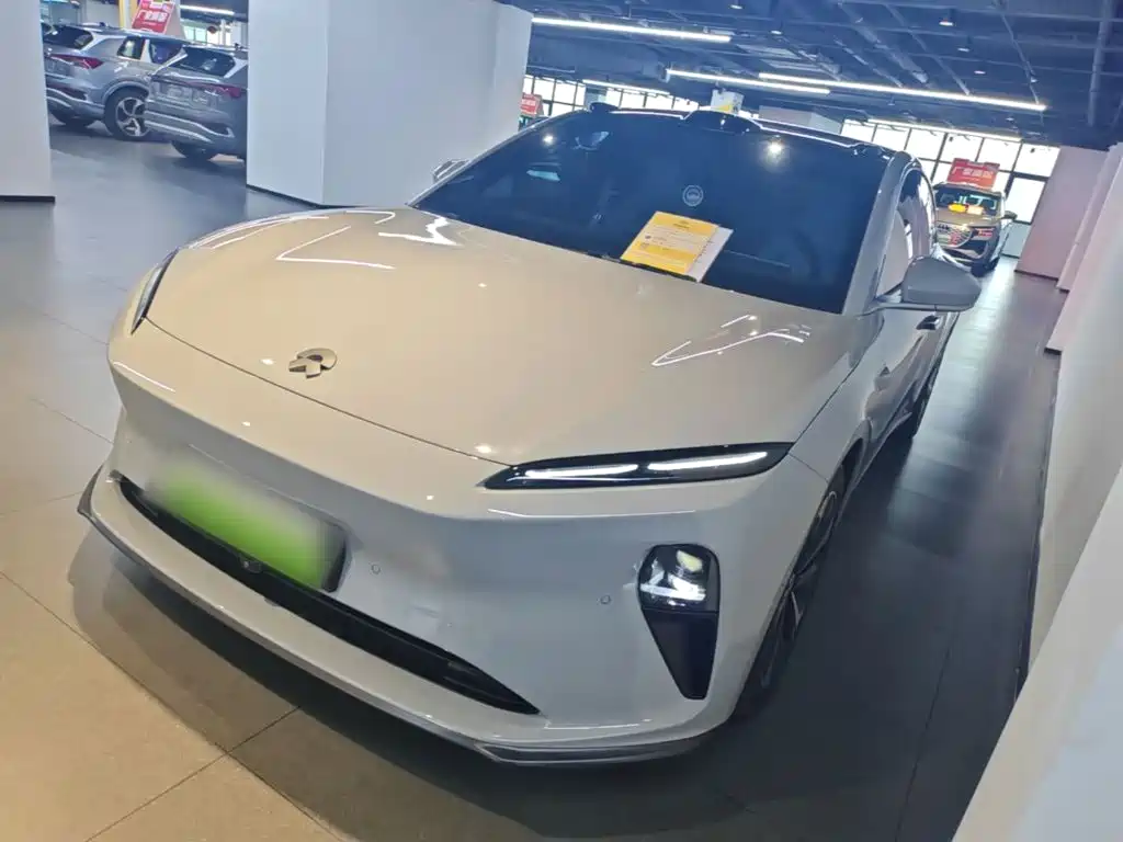 NIO ET5T — миниатюра 2