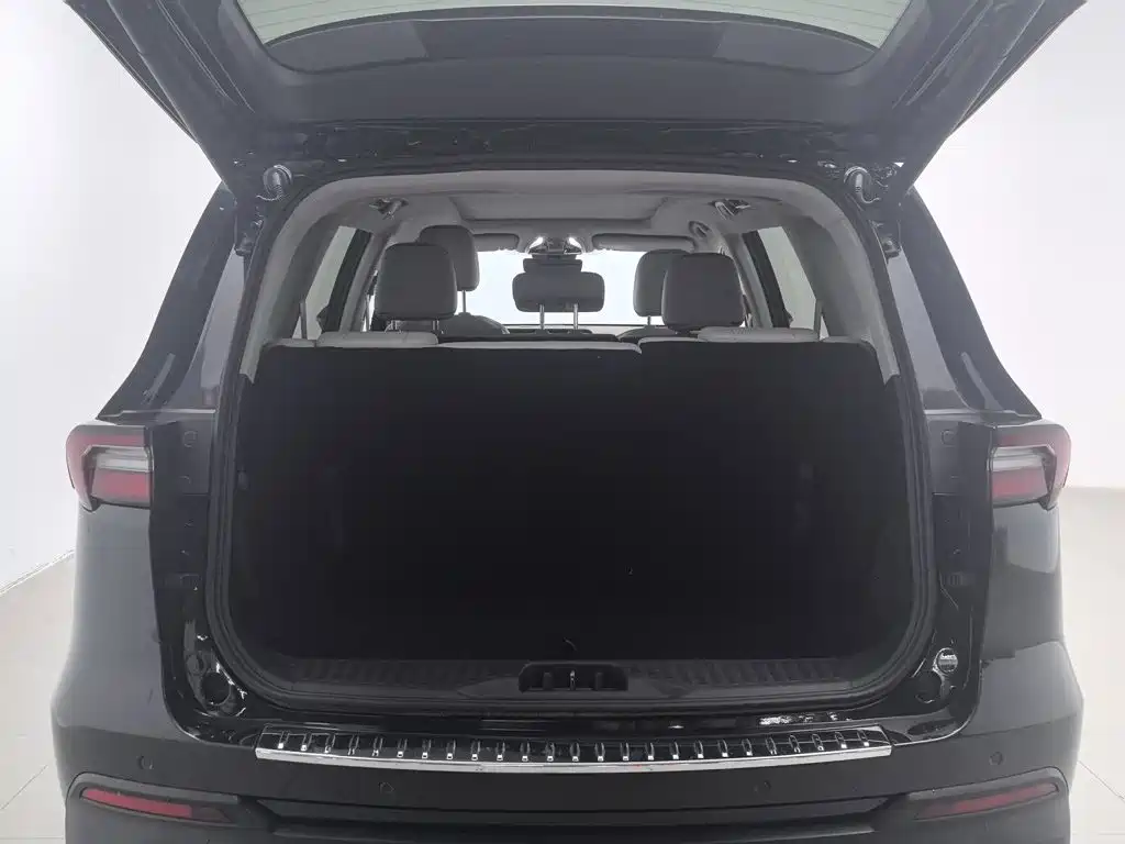 Ford Equator — миниатюра 16