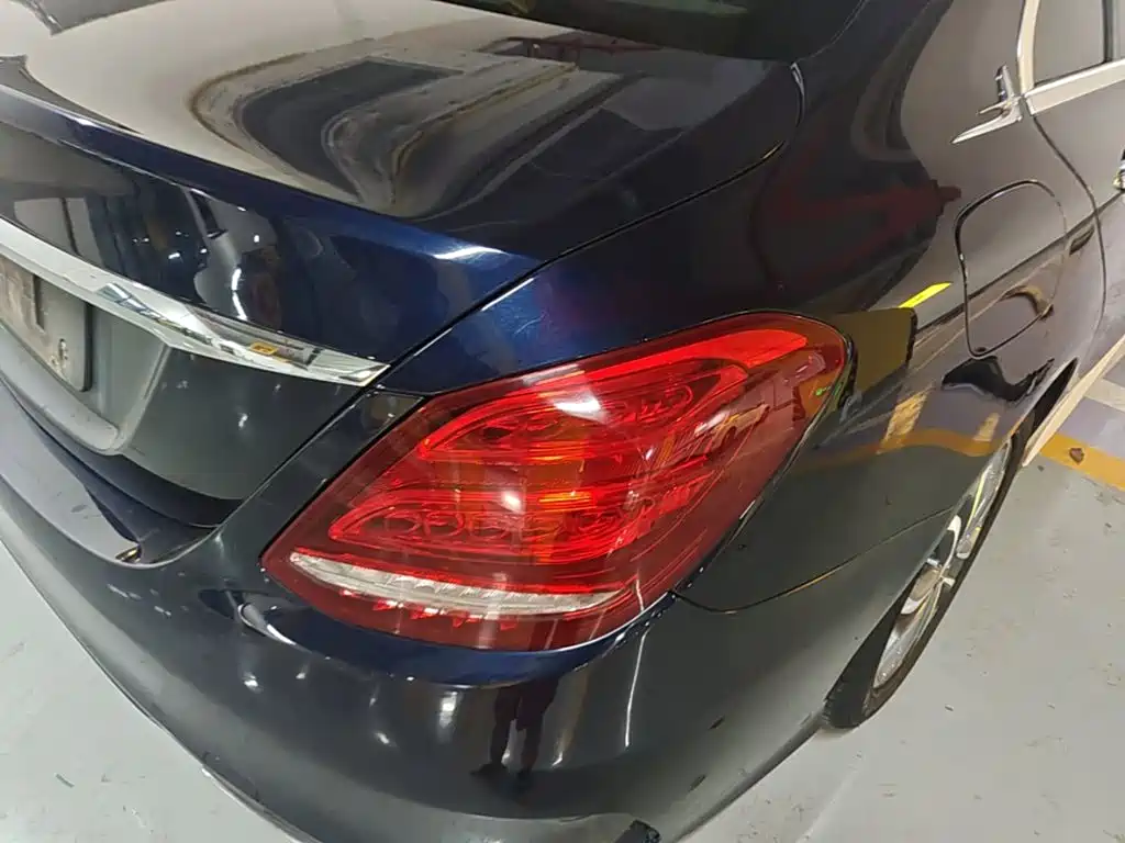 Mercedes-Benz C-Class — миниатюра 8