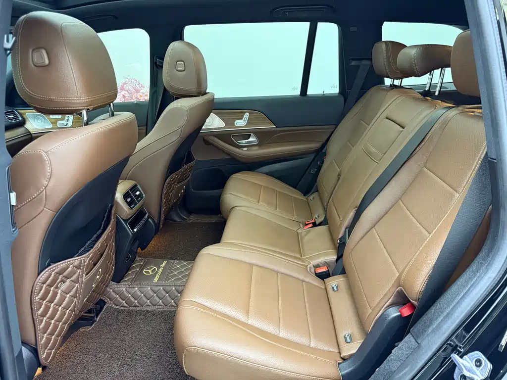 Mercedes-Benz GLS — миниатюра 19