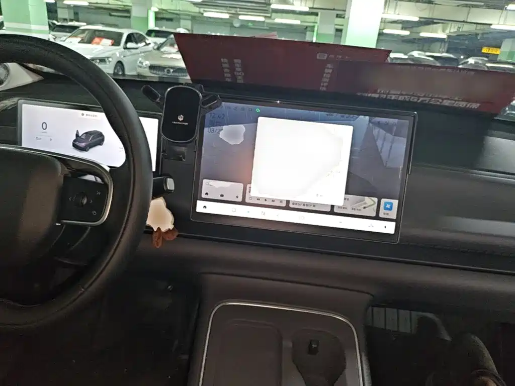 Leapmotor Leapmotor C10 — миниатюра 10