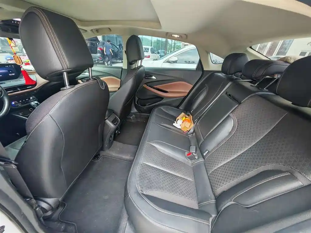 Buick Verano — миниатюра 6