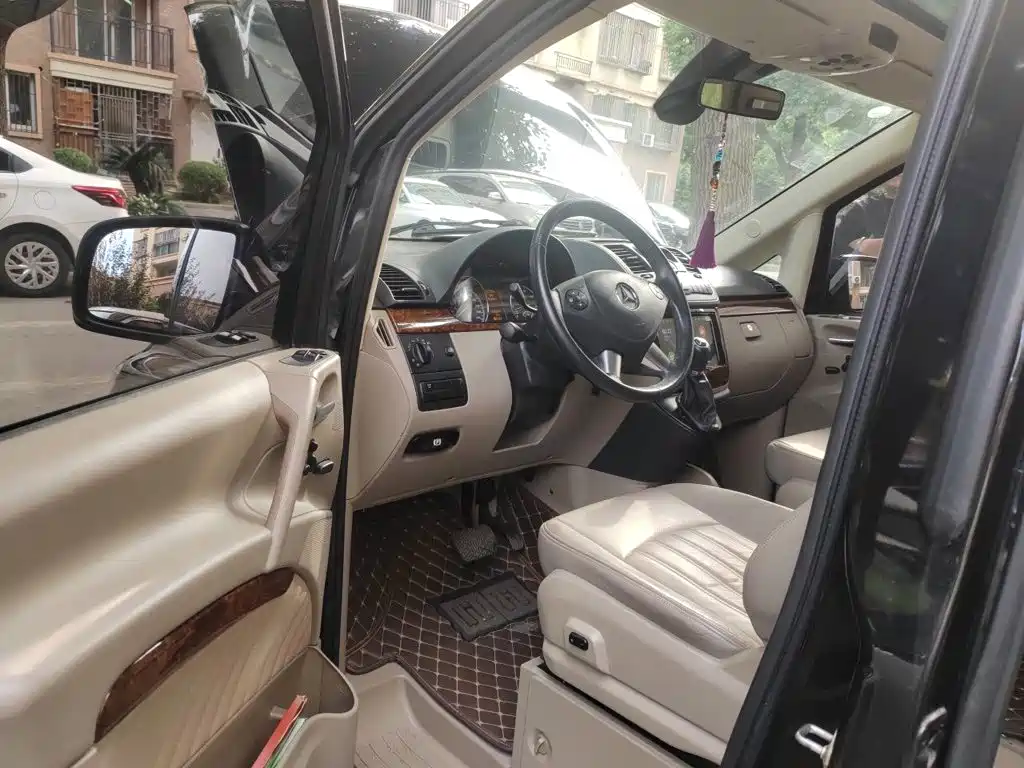 Mercedes-Benz Viano — миниатюра 13