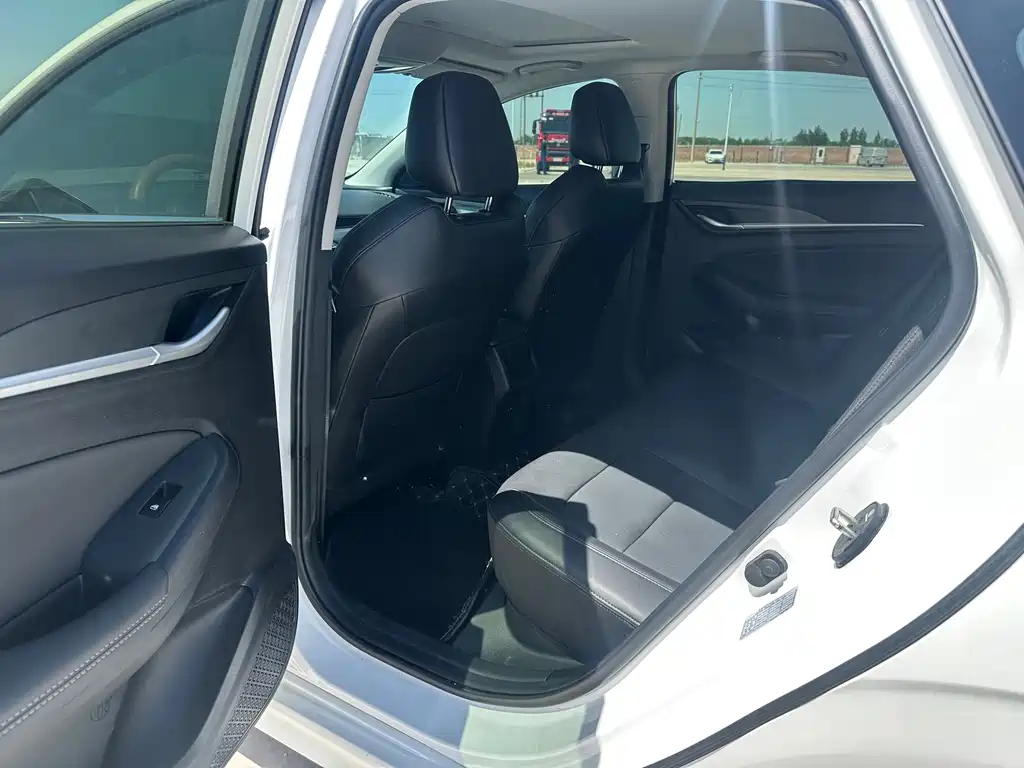 Changan Eado 2025 PLUS 1.5L MT Luxury