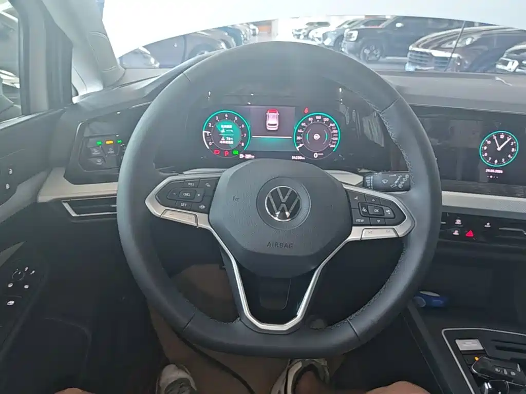 Volkswagen Golf — миниатюра 11