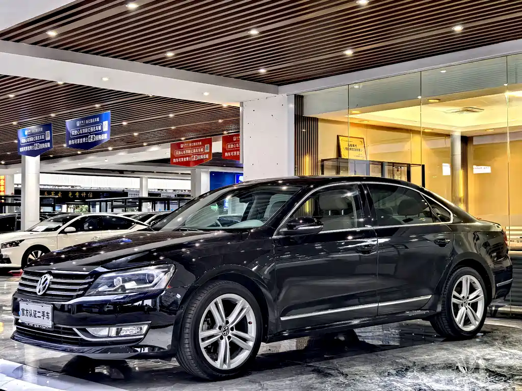 Volkswagen Passat 2014 1.8TSI DSG Honorable Navigation Edition