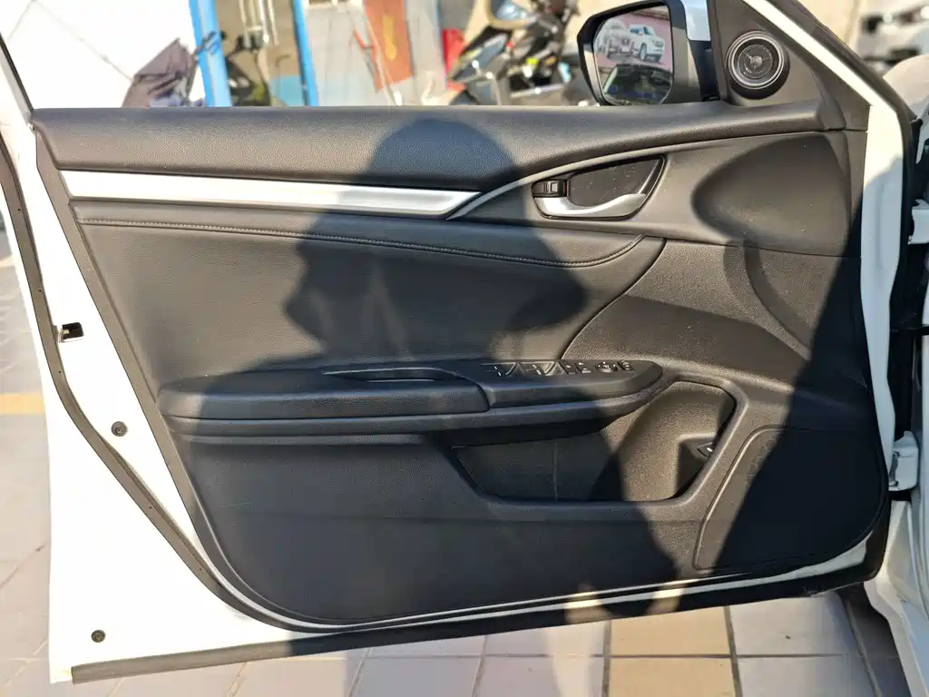 Honda Civic — миниатюра 13