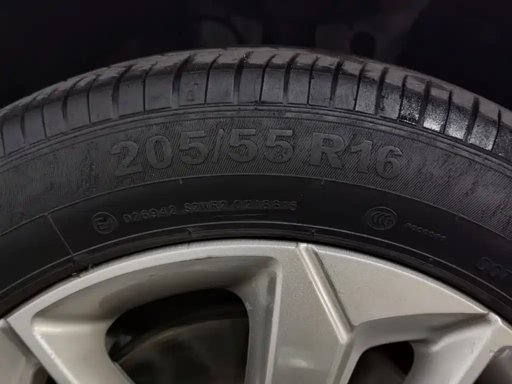 Geely Emgrand GL — миниатюра 24