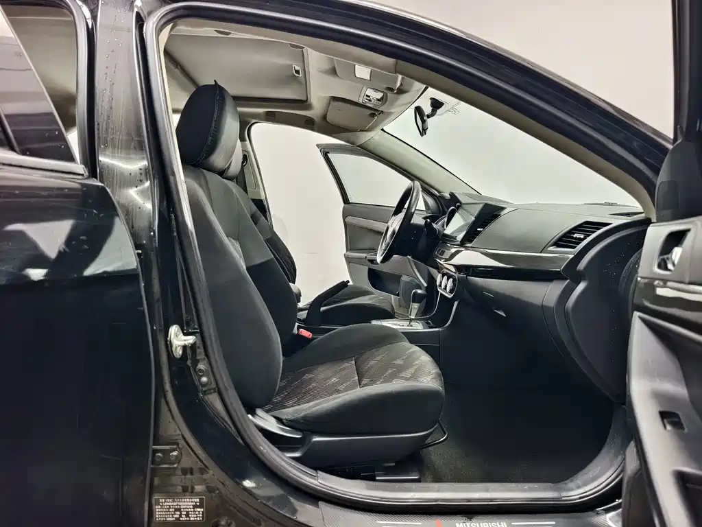 Mitsubishi Lancer EX — миниатюра 14