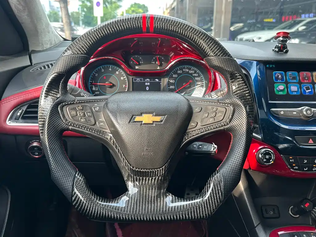 Chevrolet Cruze — миниатюра 11