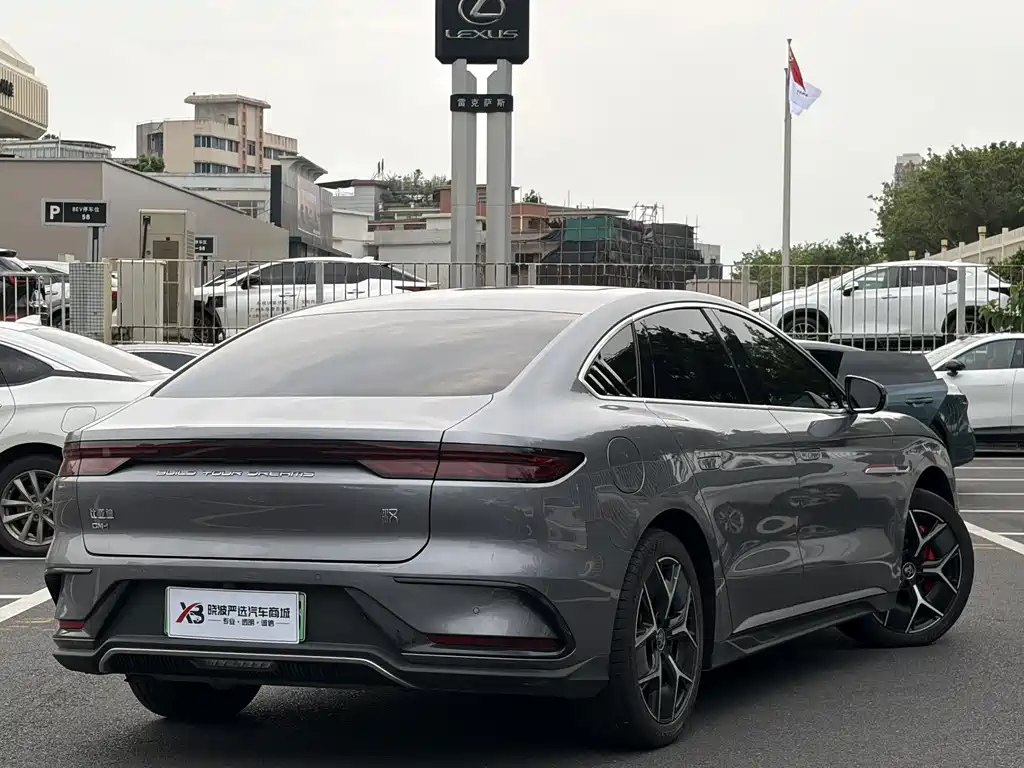 BYD Han — миниатюра 7