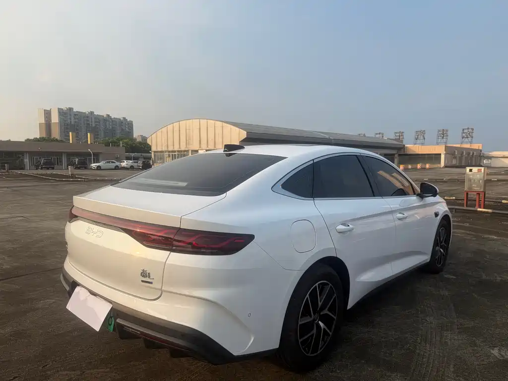BYD Qin L — миниатюра 8
