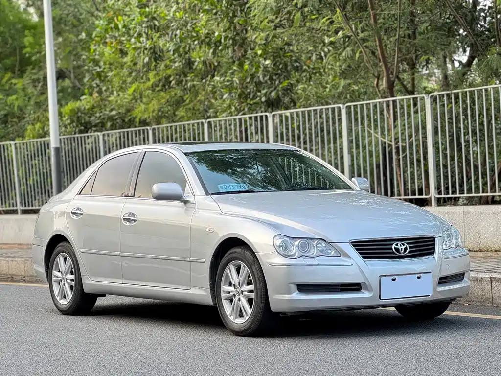 Toyota Reiz — миниатюра 2