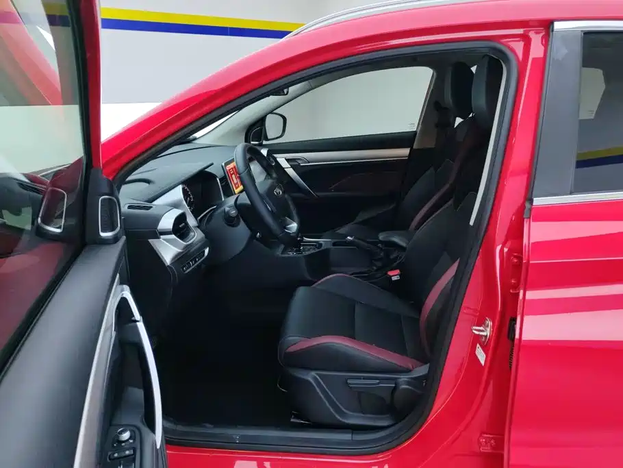 Geely Binyue — миниатюра 9