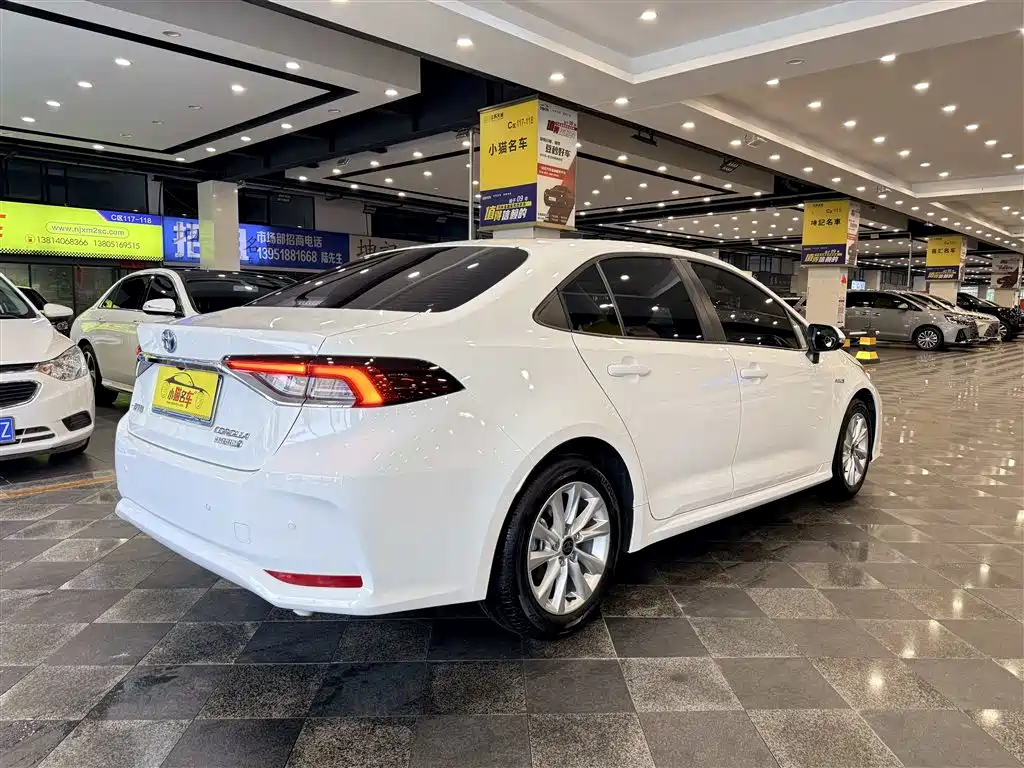 Toyota Corolla — миниатюра 11