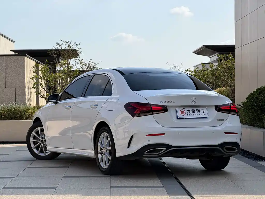 Mercedes-Benz A-Class — миниатюра 11