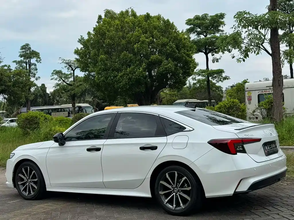 Honda Integra — миниатюра 6