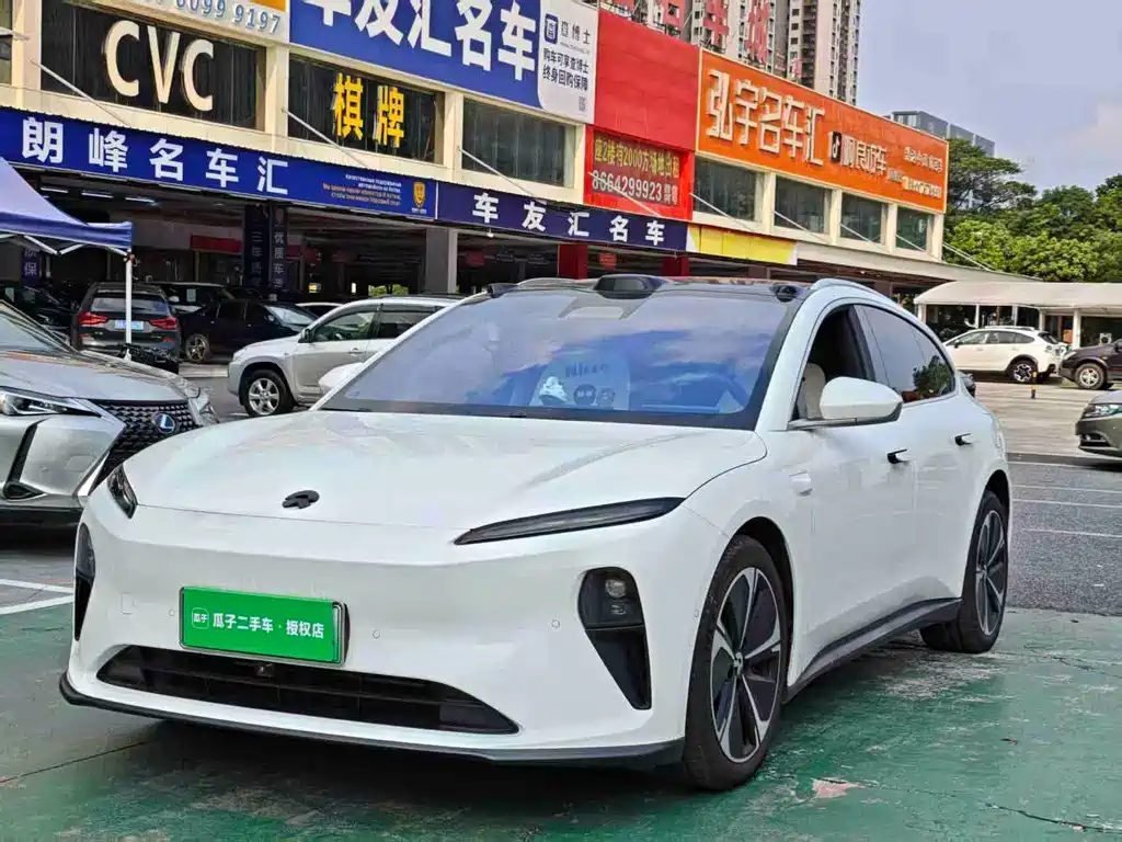 NIO ET5T