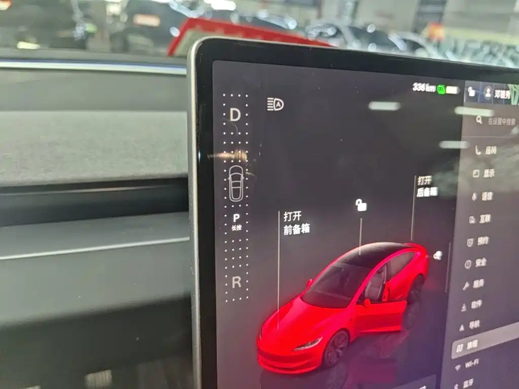Tesla Model 3 — миниатюра 14