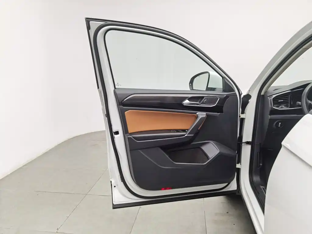 Volkswagen Tayron — миниатюра 8