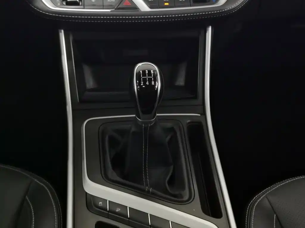 Geely Vision X6 — миниатюра 13