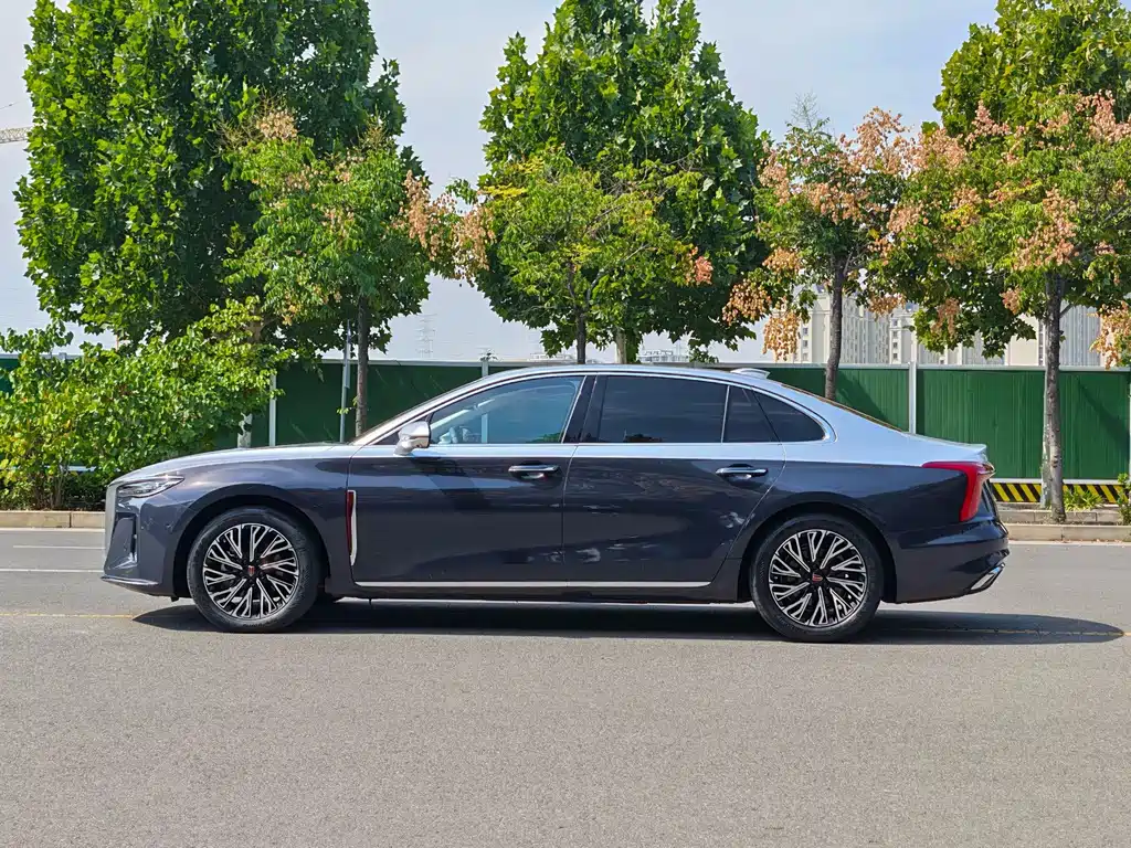 Hongqi Hongqi H5 — миниатюра 14