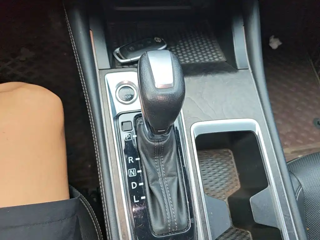 Nissan Teana — миниатюра 14